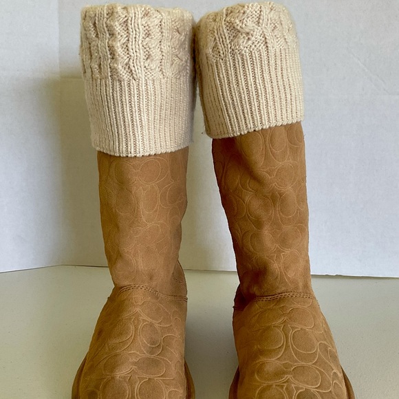Coach Georgia II Signature Embossed Suede & Knit Boots size 8B. - Picture 3 of 9